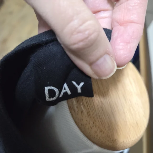 Pink Floyd Graphic T-Shirt - Picture 4 of 5